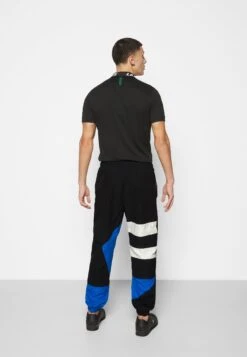 Lacoste Trainingsbroek - Noir/Marina/Farine 10 Lacoste Trainingsbroek - Noir/Marina/Farine -Lacoste 00350a2792b5414a83159238aa919b97