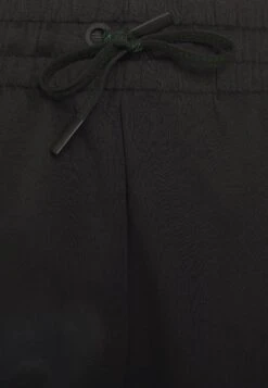 Lacoste Shorts - Noir 10 Lacoste Shorts - Noir -Lacoste 04edc75e920a4d68bbb23db9ea230ed7