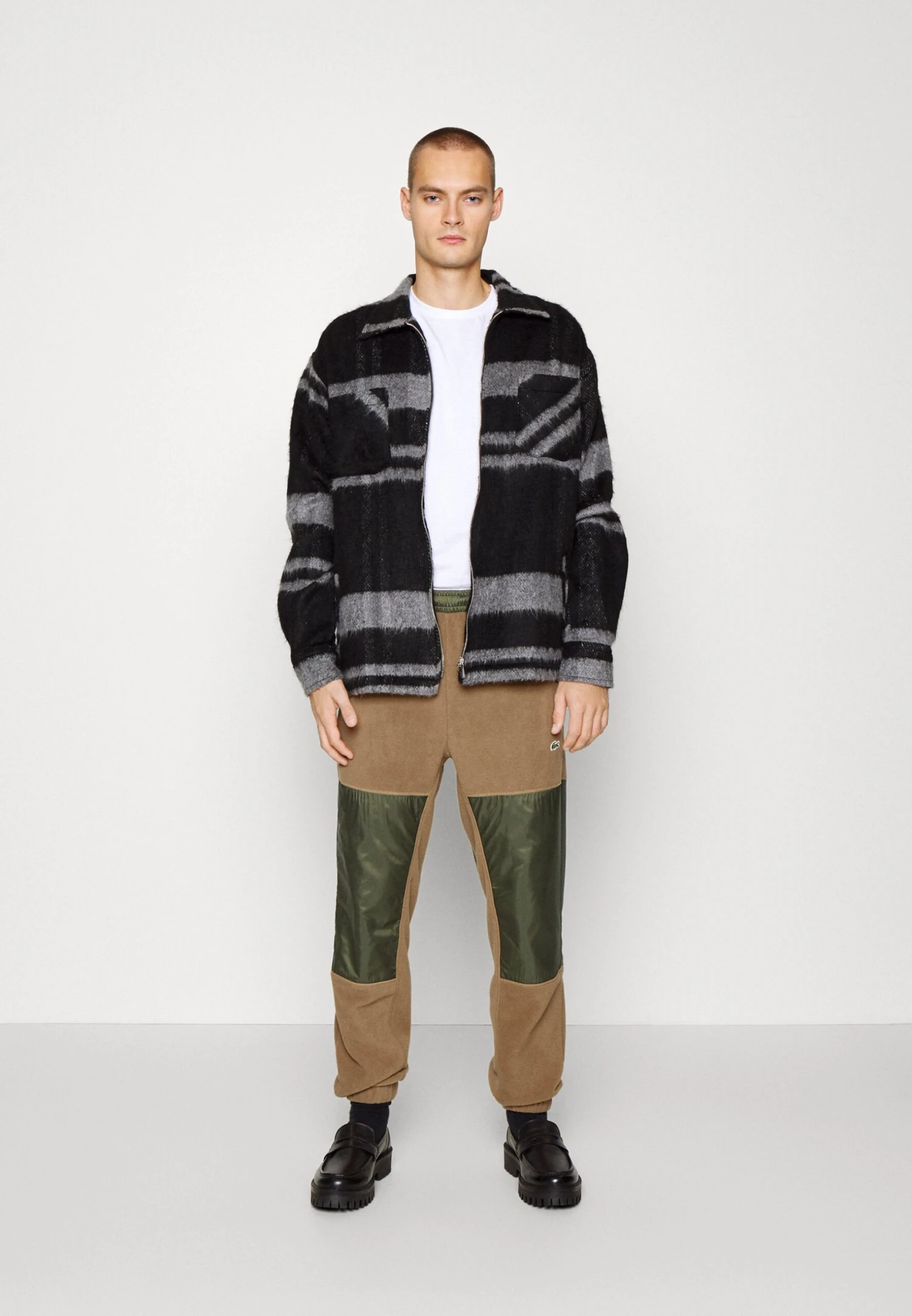 Lacoste Trainingsbroek - Leafy/Baobab 2 Lacoste Trainingsbroek - Leafy/Baobab - Afbeelding 2