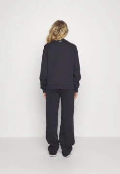 Lacoste Sweater - Abimes -Lacoste 1b32f8f3b9374ee08a3c3b93b48e18b4