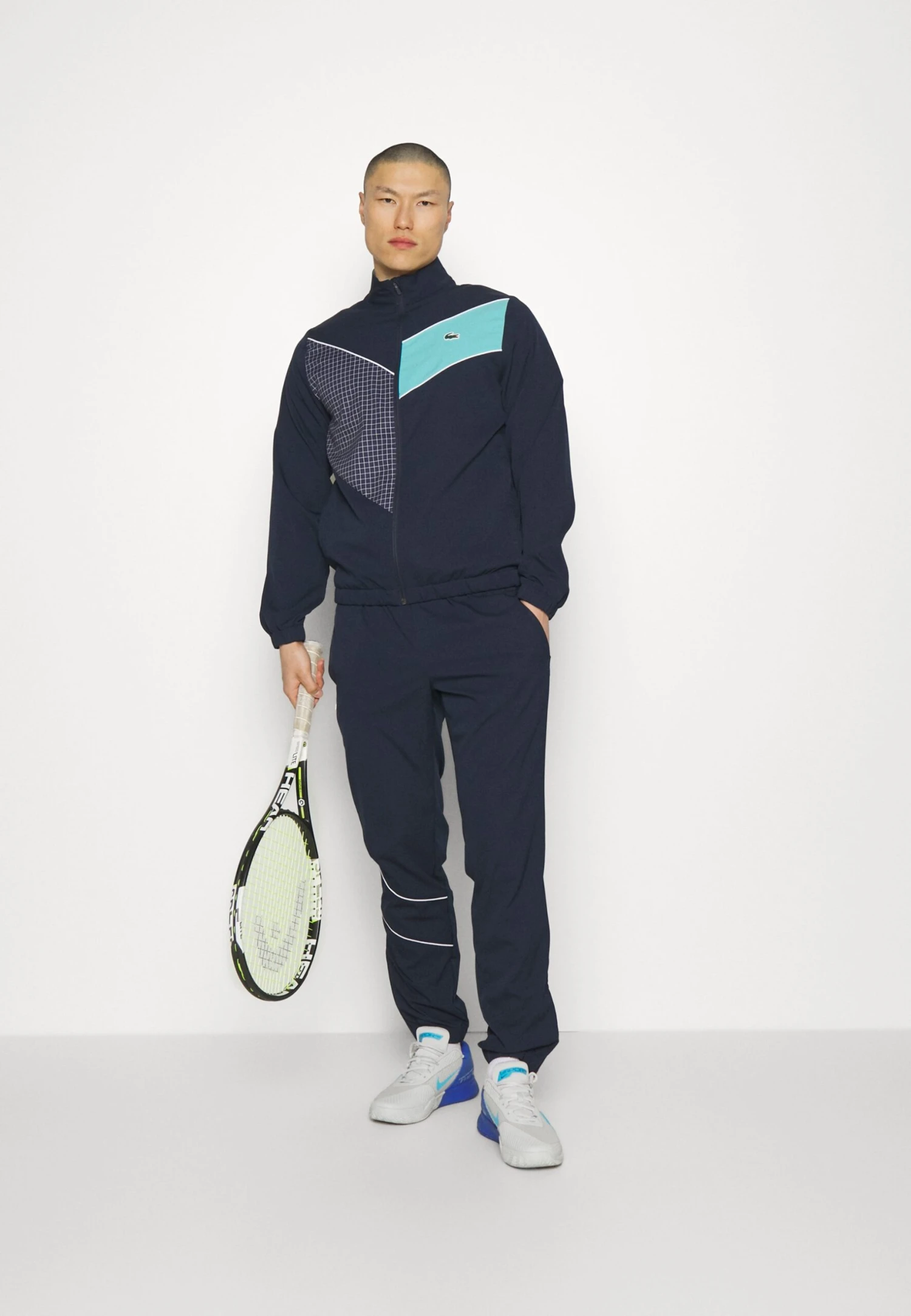 Lacoste Sport Tracksuit Tour - Trainingspak - Navy Blue/Navy Blue-Cove-White 2 Lacoste Sport Tracksuit Tour - Trainingspak - Navy Blue/Navy Blue-Cove-White - Afbeelding 2