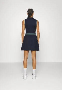 Lacoste Sport Golf Dress - Jurken - Bleu Marine Vert Clair 11 Lacoste Sport Golf Dress - Jurken - Bleu Marine Vert Clair -Lacoste 2109e4fbba644e5d90f961ad40c72215