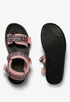 Lacoste Sandalen Met Plateauzool - Lt Pnk Blk -Lacoste 23b92c3186be4b2f928c023ae9d6f1eb