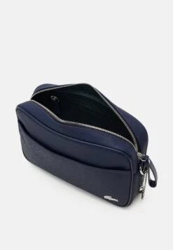 Lacoste Daily Lifestyle- Schoudertas - Marine -Lacoste 23cdd124702846b0ae7c6647ed30f3bb