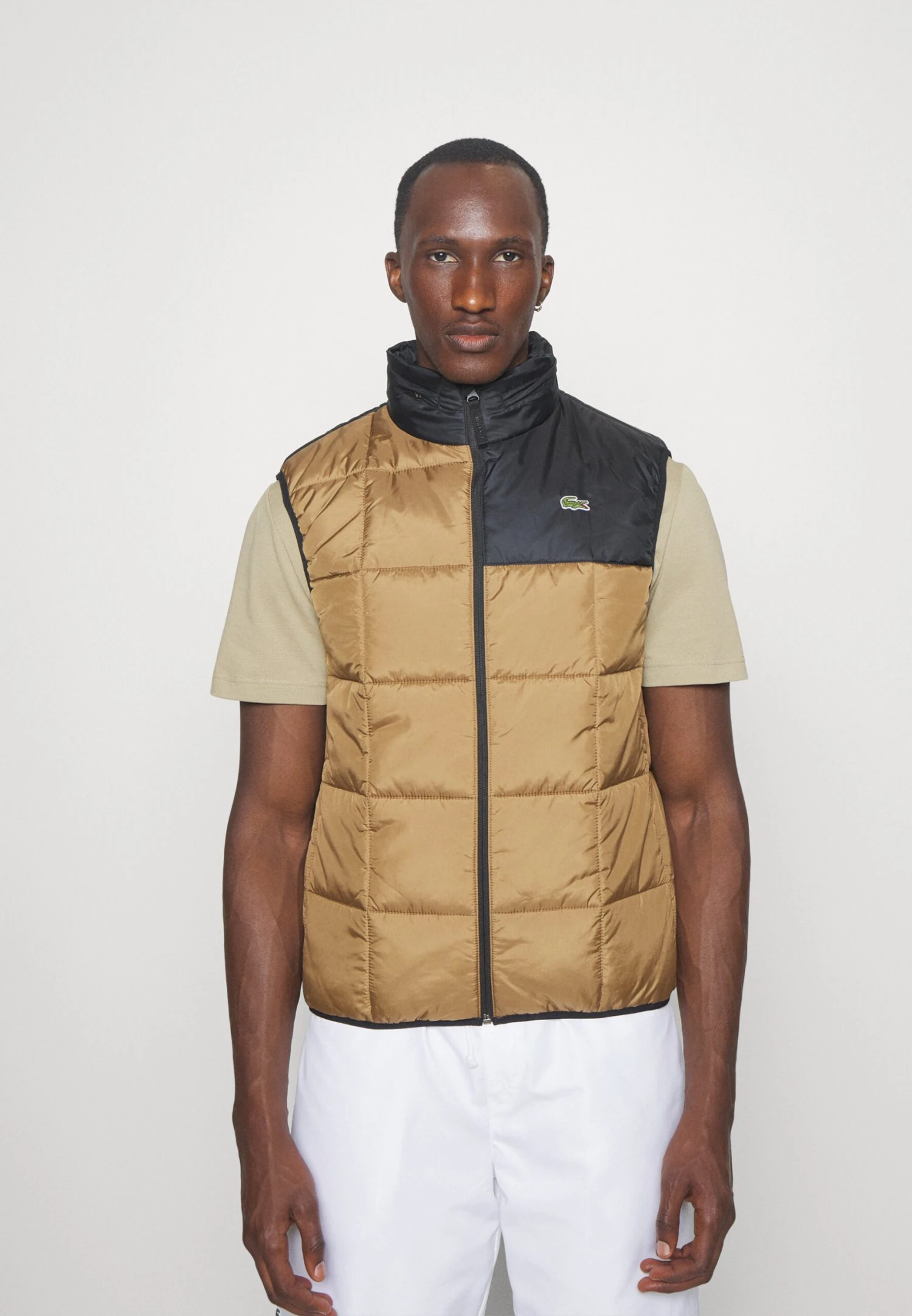Lacoste Sport Puffer Gilet - Bodywarmer - Cookie/Black 1 Lacoste Sport Puffer Gilet - Bodywarmer - Cookie/Black