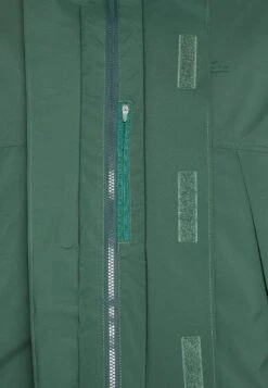 Lacoste Jas - Garden Green 11 Lacoste Jas - Garden Green -Lacoste 2ea4f07b251e46a785e093bb9ff26a9c