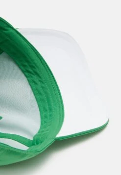 Lacoste Sport Tennis Rg - Pet - Tarragon/White -Lacoste 2f727a757f54461eb3acbc08c26ffa7e