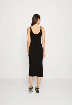 Lacoste Gebreide Jurk - Black 8 Lacoste Gebreide Jurk - Black -Lacoste 2fd0a9fca62e46a88c934ebaae90873e