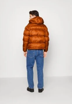 Lacoste Winterjas - Liquor/Black -Lacoste 3545db389683480294d2faf500f821fd