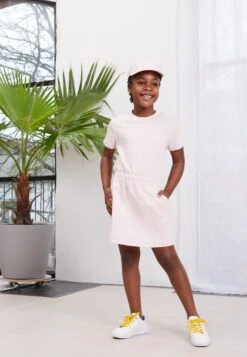 Lacoste Carnaby Exclusive - Sneakers Laag - White/Pink 11 Lacoste Carnaby Exclusive - Sneakers Laag - White/Pink -Lacoste 36a8af97ede04e7d8dce400e75462278