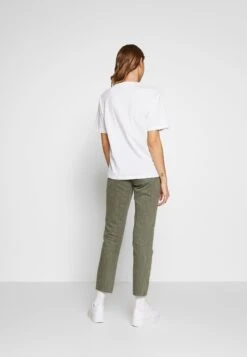 Lacoste T-Shirt Basic - White -Lacoste 3d46c5389e414a698c05ae6b78ea4613