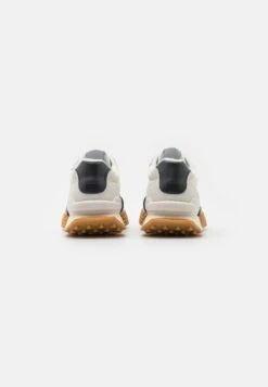 Lacoste L-Spin Deluxe - Sneakers Laag - Blanc/Noir 8 Lacoste L-Spin Deluxe - Sneakers Laag - Blanc/Noir -Lacoste 49abddfd61b04e2a973e194859e615b8