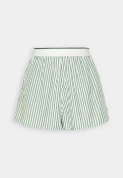 Lacoste Shorts - White/Ash Tree -Lacoste 50671f4b1e1646ae8aa93c66f8c1fb6b