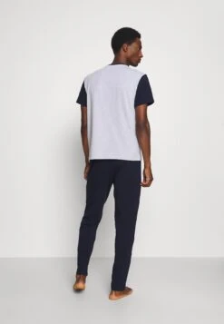 Lacoste Pyjama - Argent Chine/Marine/Blanc/Rouge -Lacoste 59c4ac58e43b4d4cbfac60d64c9659f5