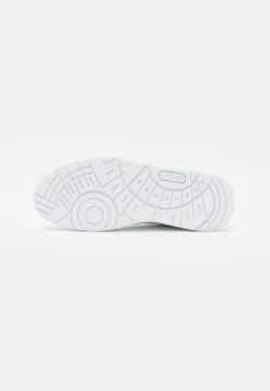 Lacoste T-Clip Unisex - Sneakers Laag - White/Yellow 10 Lacoste T-Clip Unisex - Sneakers Laag - White/Yellow -Lacoste 5b2b45bfa88040c59c1e02c01afac6e3