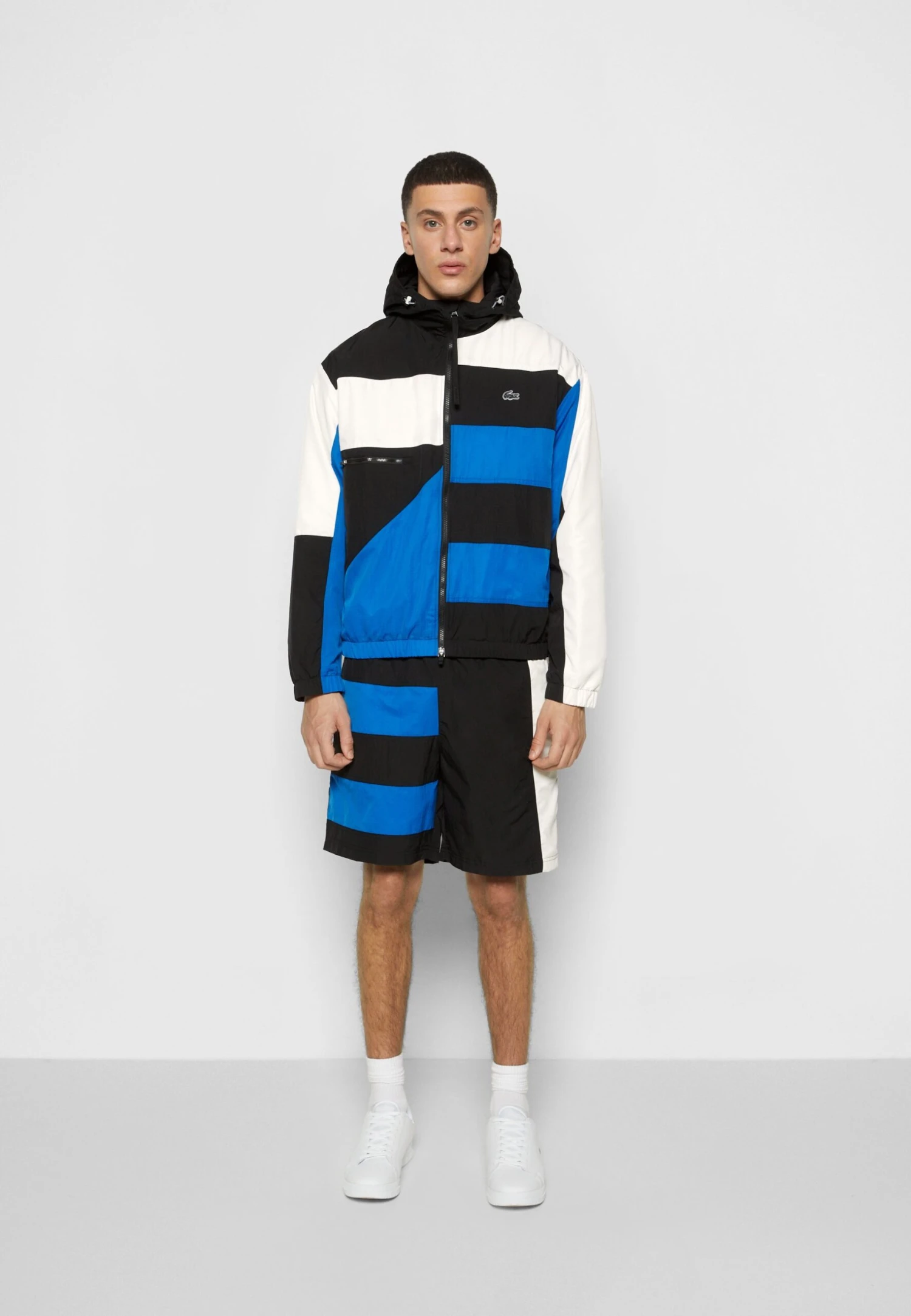 Lacoste Lichte Jas - Black/Marina/Flour 2 Lacoste Lichte Jas - Black/Marina/Flour - Afbeelding 2