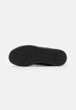 Lacoste Carnaby Evo- Sneakers Laag - Black -Lacoste 62b43b410bca49aa940b1c261852d32f