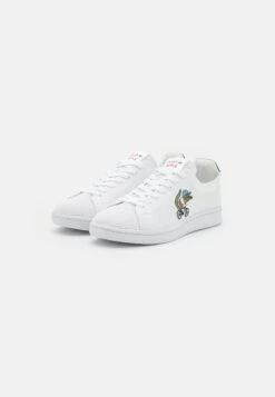 Lacoste X Netflix - Sneakers Court Femme - Sneakers Laag - White/Green 8 Lacoste X Netflix - Sneakers Court Femme - Sneakers Laag - White/Green -Lacoste 64751a39c8f34e0ebff355962a3ba6b1