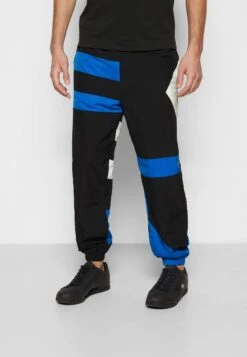 Lacoste Trainingsbroek - Noir/Marina/Farine 9 Lacoste Trainingsbroek - Noir/Marina/Farine -Lacoste 6583adf5e88d41f5a740b2111e0f6e20