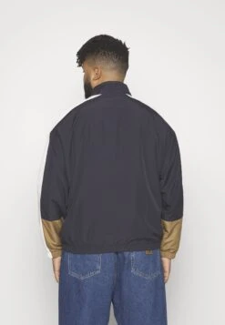 Lacoste Plus - Windjack - Abysm/Cookie-Lapland -Lacoste 68d39026e863472b9e7744f0277fb338