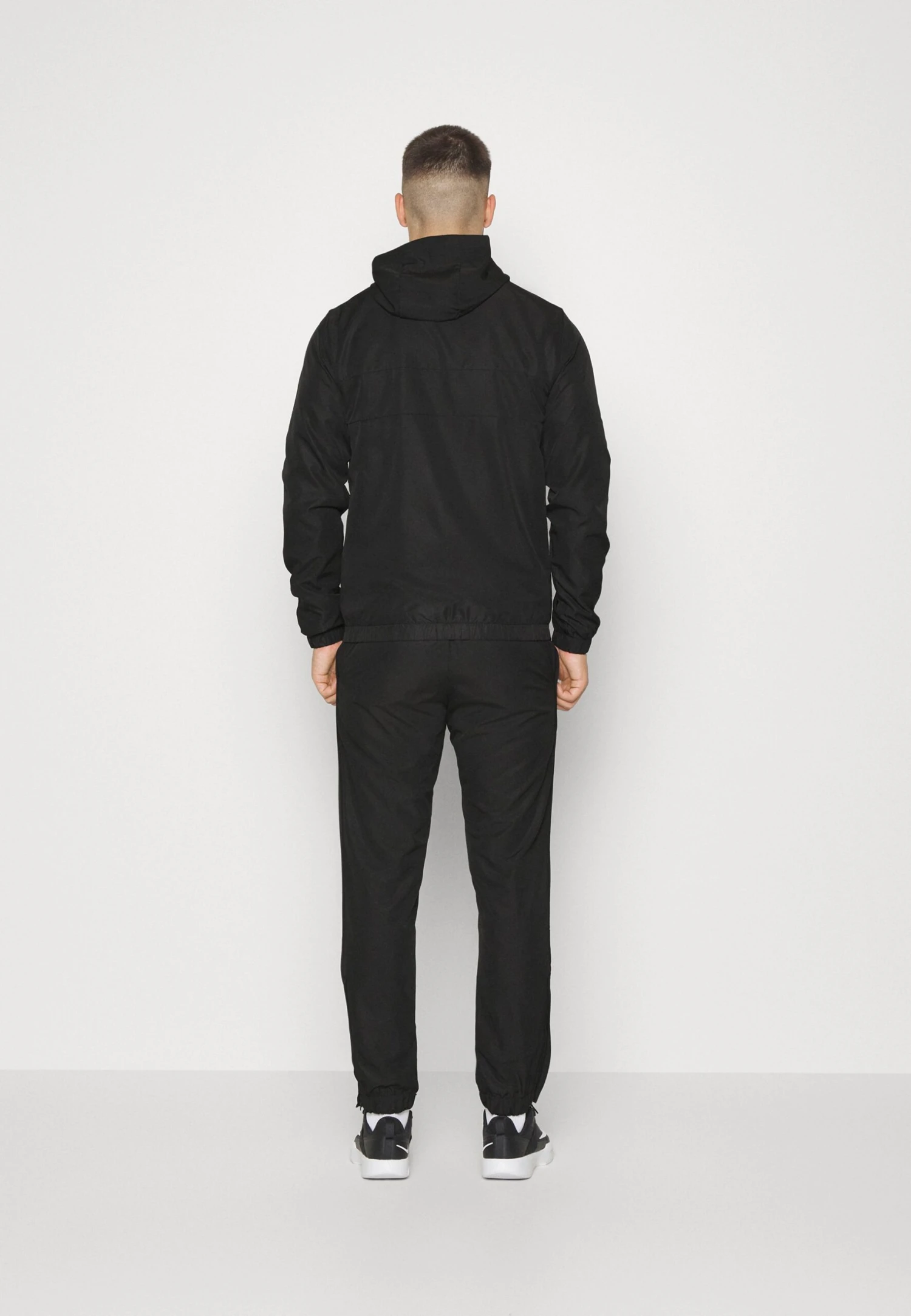 Lacoste Sport Tracksuit Hodded - Trainingspak - Black 3 Lacoste Sport Tracksuit Hodded - Trainingspak - Black - Afbeelding 3