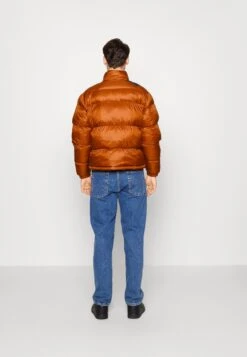 Lacoste Winterjas - Liquor/Black -Lacoste 6d7712cdb71145729d217c75ad54ca56