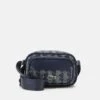 Lacoste The Blend Seasonal Unisex - Schoudertas - Mono Marine Blanc