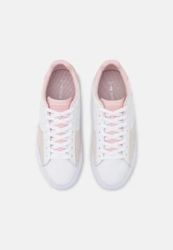 Lacoste Sneakers Laag - White/Pink 11 Lacoste Sneakers Laag - White/Pink -Lacoste 7c3a8d08da8648d08117bc4271b0ee39