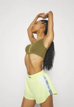 Lacoste Sport Tour - Korte Broeken - Limeira White -Lacoste 7e5978486e4e45fc8a96e7059e92eac5