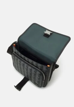 Lacoste The Blend Unisex - Schoudertas - Monogram Noir Gris -Lacoste 812a94adfd6d4b1d889a6638162e2c5d