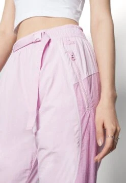 Lacoste Broek - Rose -Lacoste 85d5f85536894147bb5f810b3fb4d5aa