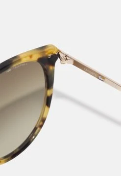 Lacoste Zonnebril - Havana 7 Lacoste Zonnebril - Havana -Lacoste 88bf83c173734f1db75b6e1293367ce0