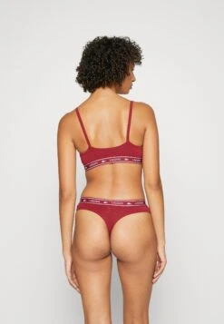 Lacoste Bustier - Julienas 7 Lacoste Bustier - Julienas -Lacoste 88f3cfcbf0dc452aaffe702d16690a9b