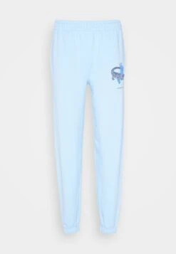 Lacoste X Netflix - Trainingsbroek - Overview 10 Lacoste X Netflix - Trainingsbroek - Overview -Lacoste 8aa1ecd1e3594a4da4bf229e02f2b5ff