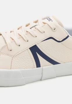 Lacoste Sneakers Laag - Off White/Navy -Lacoste 8b95b8996a384b19870c8c8b026e038b