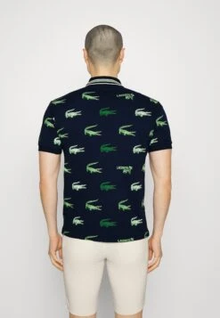 Lacoste Sport Golf All Over Print - Poloshirt - Navy Blue/Flour/Tarragon 8 Lacoste Sport Golf All Over Print - Poloshirt - Navy Blue/Flour/Tarragon -Lacoste 8c4c42689c774ecaa4e68a8faf37e109