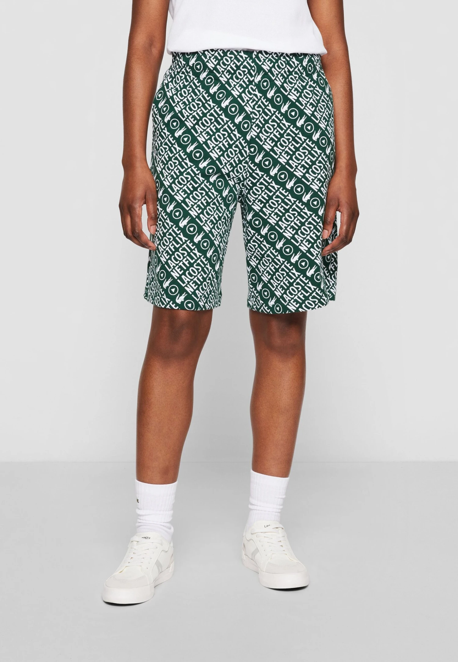 Lacoste X Netflix - Shorts - Green/White 3 Lacoste X Netflix - Shorts - Green/White - Afbeelding 3