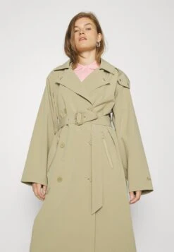 Lacoste Trenchcoat - Lion -Lacoste 9fac57d16d874599b6aee85af73a8d93