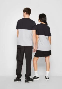 Lacoste T-Shirt Print - Abysm/Silver Chine 9 Lacoste T-Shirt Print - Abysm/Silver Chine -Lacoste a074f11707624845bf4c2e8c11db5f3a