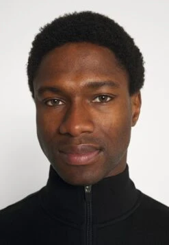 Lacoste Sweater Met Rits - Black -Lacoste a6c816bb55324d6594525675766ddbd3