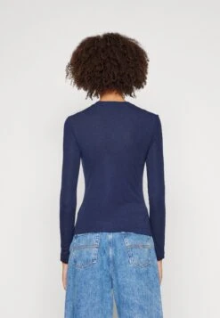 Lacoste Longsleeve - Navy Blue 11 Lacoste Longsleeve - Navy Blue -Lacoste acadac9f8db8458fab719e4771d55b53