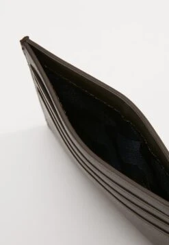 Lacoste Credit Card Holder - Portemonnee - Dark Brown 12 Lacoste Credit Card Holder - Portemonnee - Dark Brown -Lacoste b86a0c7ca3df43768e8c105d0b763596