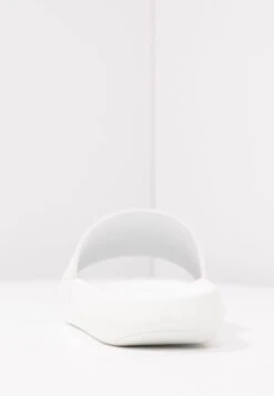 Lacoste Croco Slide- Badslippers - White 12 Lacoste Croco Slide- Badslippers - White -Lacoste bc768b91aa804dfe95b7c1fbff0c4af2