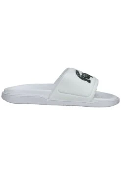 Lacoste Badslippers - Wht Dkgrn 13 Lacoste Badslippers - Wht Dkgrn -Lacoste be1dcc631f8b47b1bdf054455c065a7a