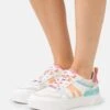 Lacoste Sneakers Laag - White/Pink