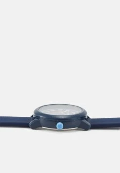 Lacoste Watch Unisex- Horloge - Navy 6 Lacoste Watch Unisex- Horloge - Navy -Lacoste ca47cfd80c0148ac875250c80026c0f9