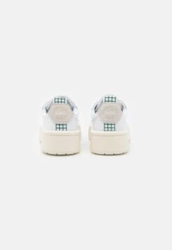 Lacoste Carnaby Plat - Sneakers Laag - Off White -Lacoste cd3dab08411b4882ac9f0fb61e73d201