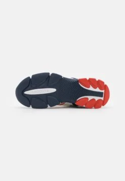 Lacoste Sneakers Laag - White/Navy/Red 10 Lacoste Sneakers Laag - White/Navy/Red -Lacoste d06d5867823d44df81dc950a0f324371