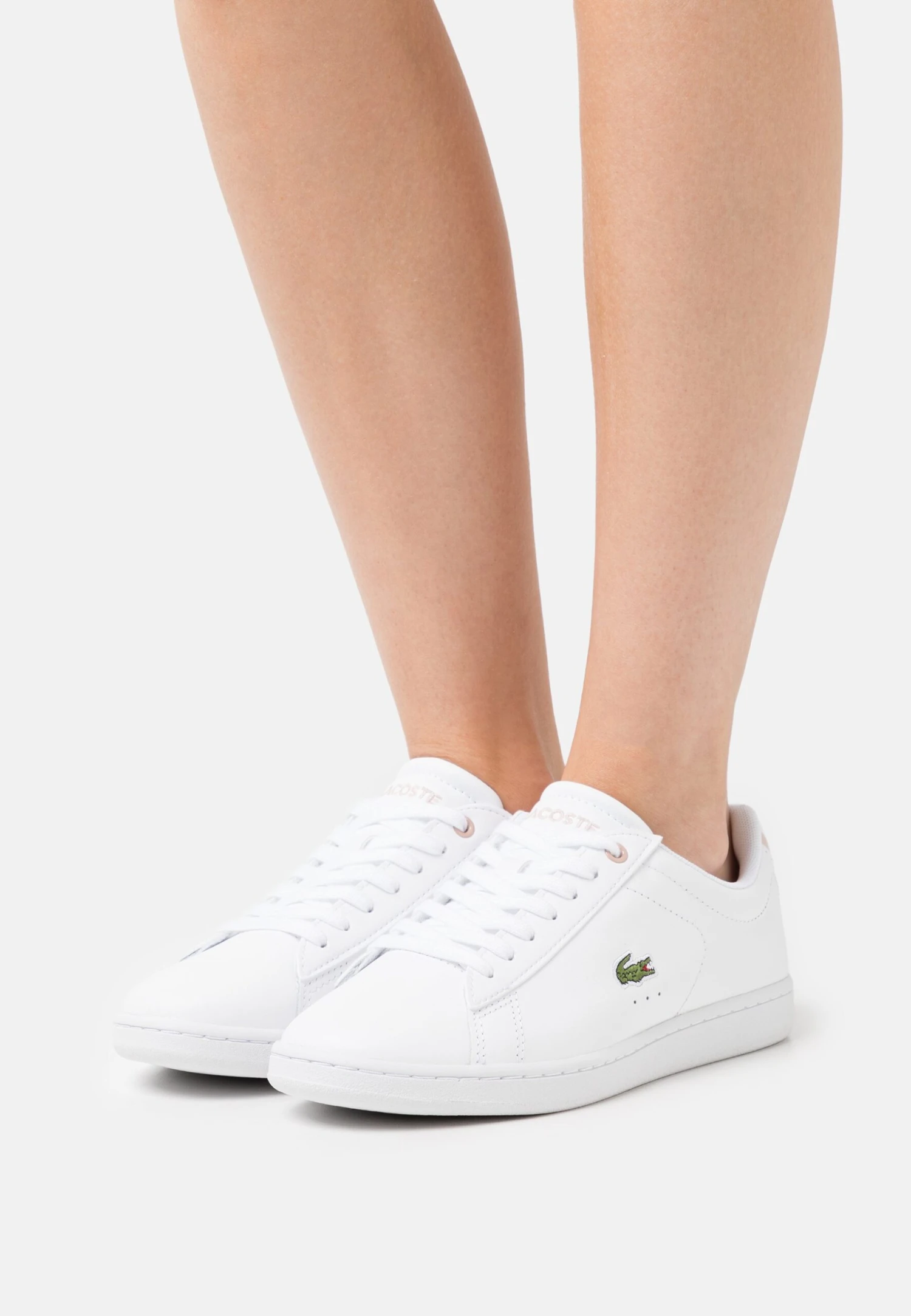 Lacoste Carnaby Evo- Sneakers Laag - White/Light Pink 1 Lacoste Carnaby Evo- Sneakers Laag - White/Light Pink
