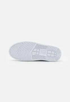 Lacoste L001 123 4 Su J Unisex - Sneakers Laag - White -Lacoste dca420728aba47cc8d39f991560d4951
